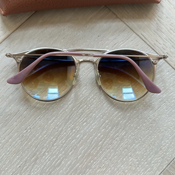 Ray Ban Pink Aviator Sunglasses - Picture 3 of 3